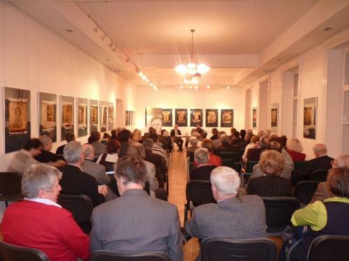 A hallgat&oacute;s&aacute;g